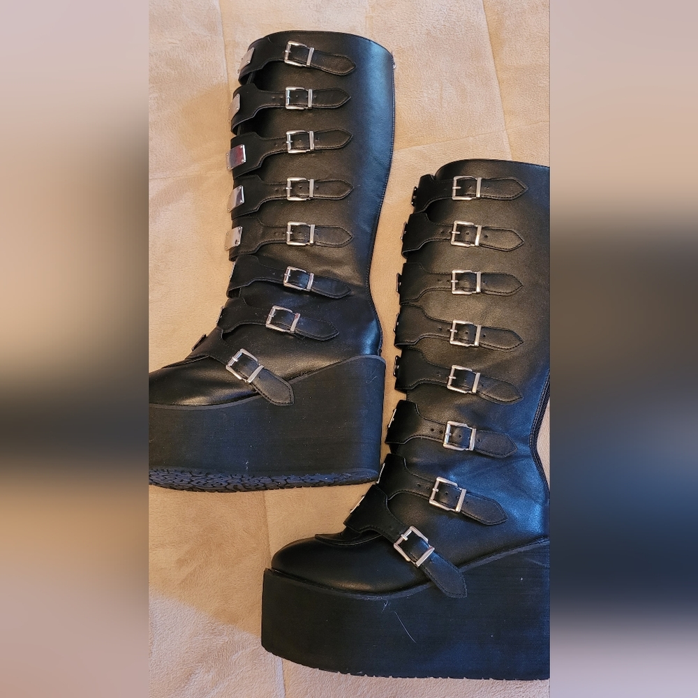 Goth girl boots ❤️❤️❤️